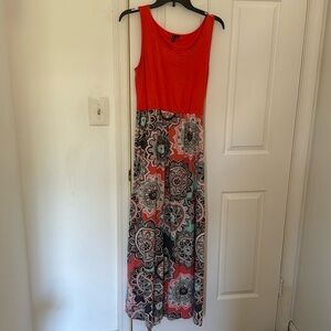 Women’s maxi dress